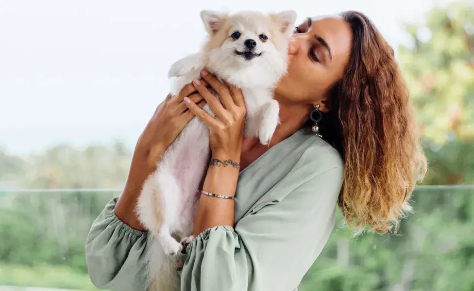 A la tercera semana, los cachorros empiezan a aprender.