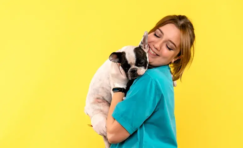 La visita al veterinario no tiene que ser una tragedia, acostumbra a tu perro.